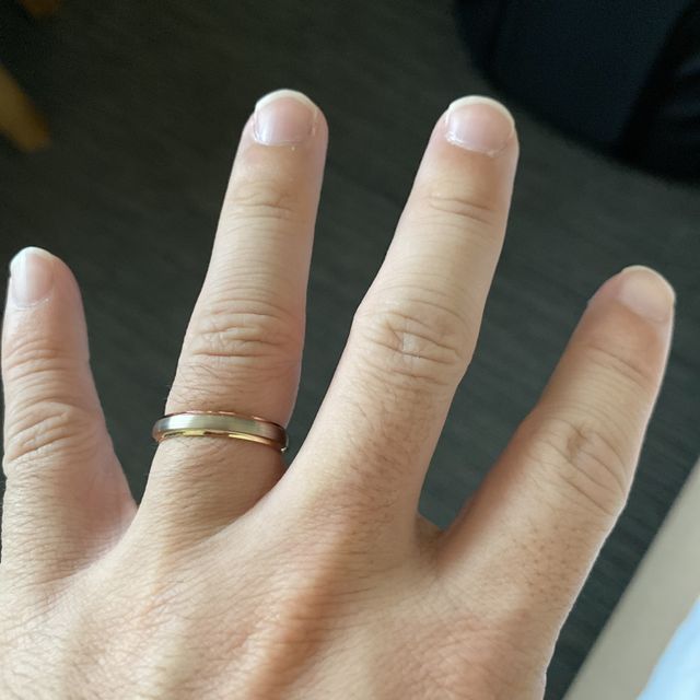 【CHRISTIAN BAUER(クリスチャンバウアー)の口コミ】 指輪のデザインに一目惚れしました。男性側もつけていてオシャレなのはク…