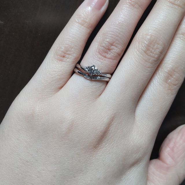 【1122 iifuufu bridal(いい夫婦ブライダル)の口コミ】 決め手は、価格、デザインです。価格がお手頃だと思います。ペアでの値段…