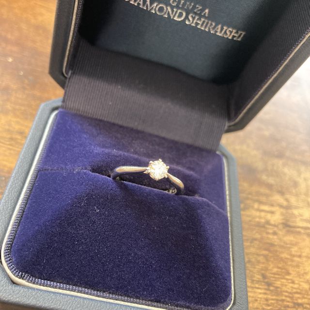【銀座ダイヤモンドシライシの口コミ】 ストレートでシンプルでダイヤモンドがめだつデザインを探していました。…