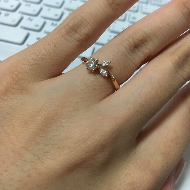 【Curren(カレン)の口コミ】 いくつかお店をまわりましたが、ここまでデザインがたくさんあるお店には…