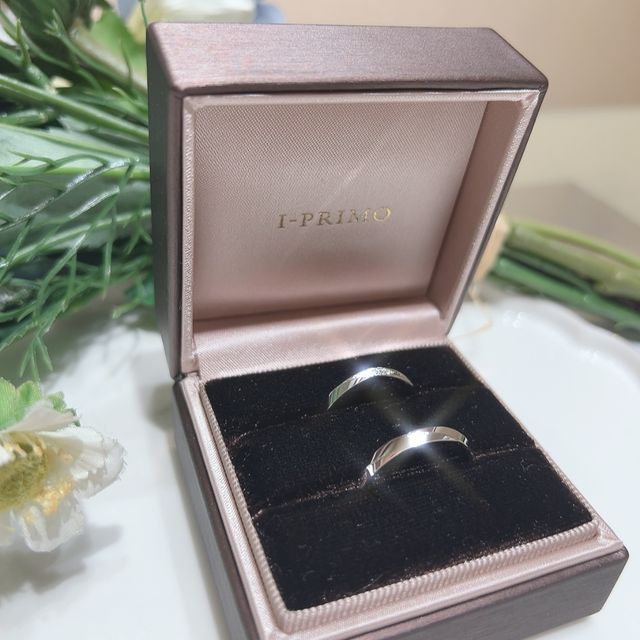 【アイプリモ(I-PRIMO)の口コミ】 指輪のデザインがシンプルかつ自分たちに似合うものにしました。指診断に…