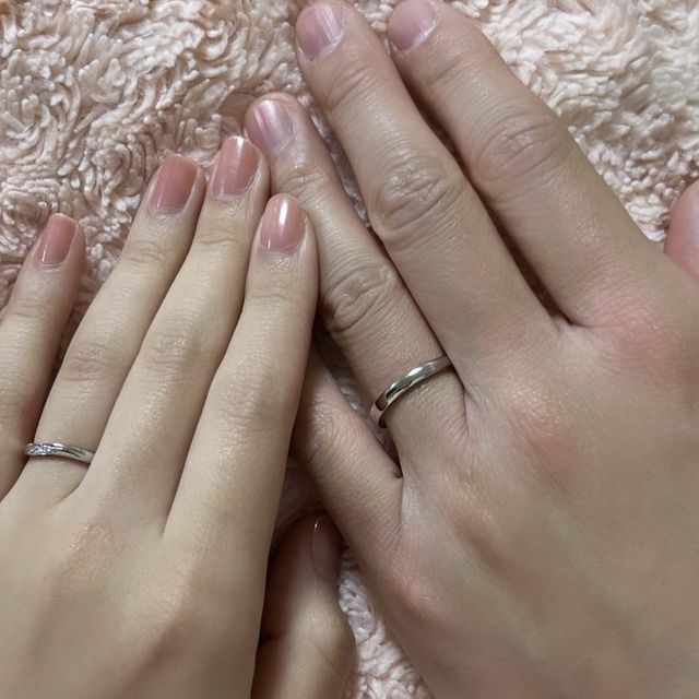 【銀座ダイヤモンドシライシの口コミ】 お互いの希望するデザイン(新郎:ストレートに近い型のもので、デザインは…