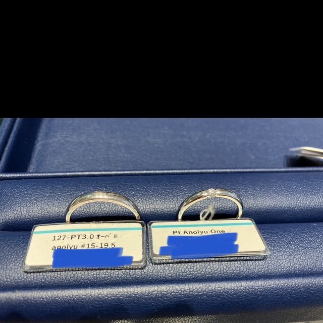 【銀座ダイヤモンドシライシの口コミ】 ○デザイン
男性用:丸い　女性と対
女性用:メレダイヤ1粒

○付け心地
良い
…