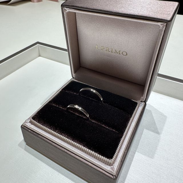 【アイプリモ(I-PRIMO)の口コミ】 シンプルなデザインかつ華やかさを持っているのが良いと二人で決めていた…