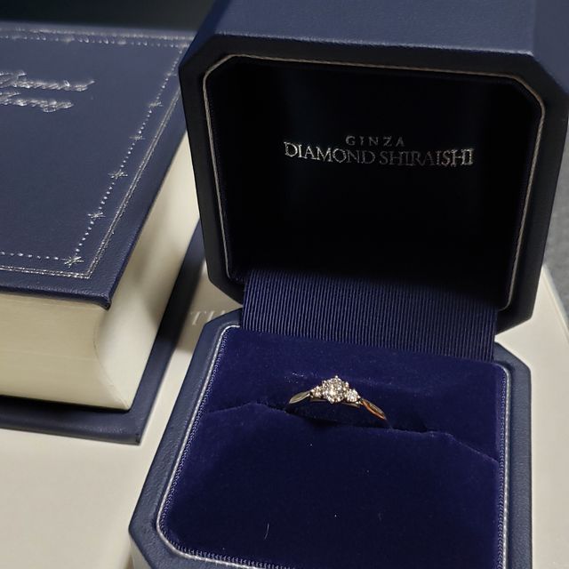 【銀座ダイヤモンドシライシの口コミ】 当初は婚約指輪を探しに、彼女とお話を聞くだけの目的で伺いましたが、豊…