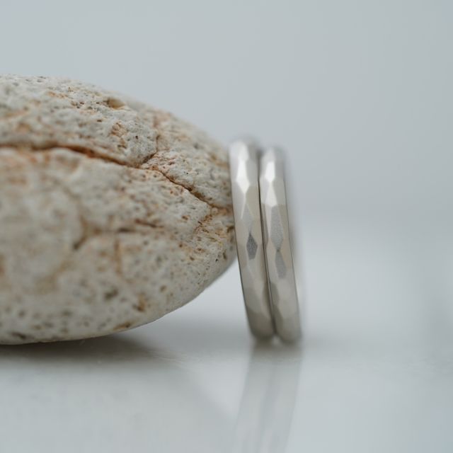 【THREE TREES(スリーツリーズ)の口コミ】 ずっと付けるものなので作る過程から良い思い出にしたいと思い、こちらを…