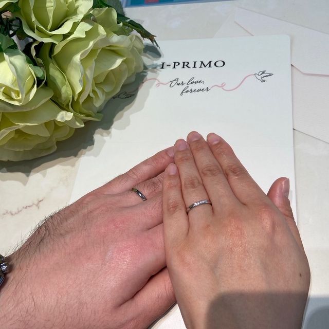 【アイプリモ(I-PRIMO)の口コミ】 仕事でも身につけやすいようストレートなデザインでシンプルな指輪を探し…