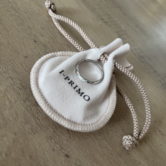 【アイプリモ(I-PRIMO)の口コミ】 デザインがかわいくて着け心地が良い指輪にしました！！
最初は雑誌などで…