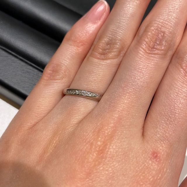 【ラザール ダイヤモンド(LAZARE DIAMOND)の口コミ】 さすがラザールさん！！と思わせるようなダイヤモンドのきらびやかな輝き…