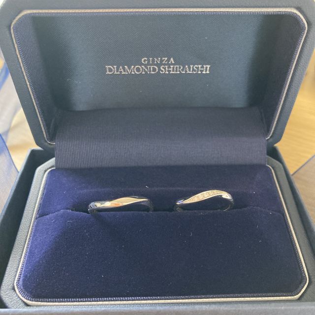 【銀座ダイヤモンドシライシの口コミ】 購入予算は低めで設定していました。また、シンプルでかつ控えめなデザイ…