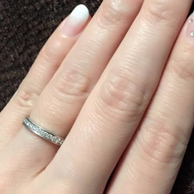 【カルティエ(Cartier)の口コミ】 決め手はデザインです。シンプルなデザインですが、それなりに存在感もあ…