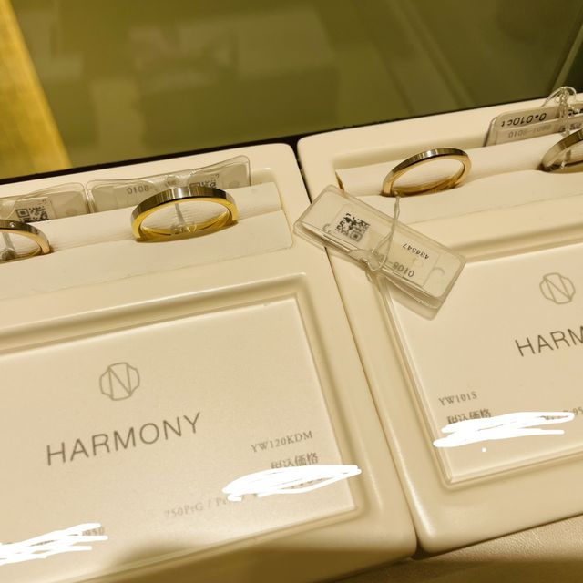 【N.Y.NIWAKA(ニューヨークニワカ)の口コミ】 普通のニワカではなく、ニューヨクニワカの指輪です。
普通のニワカとは違…