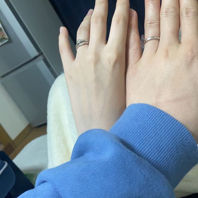 【銀座ダイヤモンドシライシの口コミ】 指輪の決め手はデザインです！妻が婚約指輪と結婚指輪を同時にはめた時の…