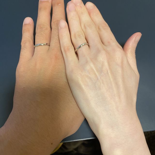 【銀座ダイヤモンドシライシの口コミ】 シンプルなデザインで、価格帯が抑えられたものを探していてちょうど出会…