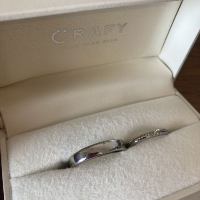 【CRAFY(クラフィ)の口コミ】 既製品で欲しい指輪のデザインがなく探していたところ、自分好みのデザイ…