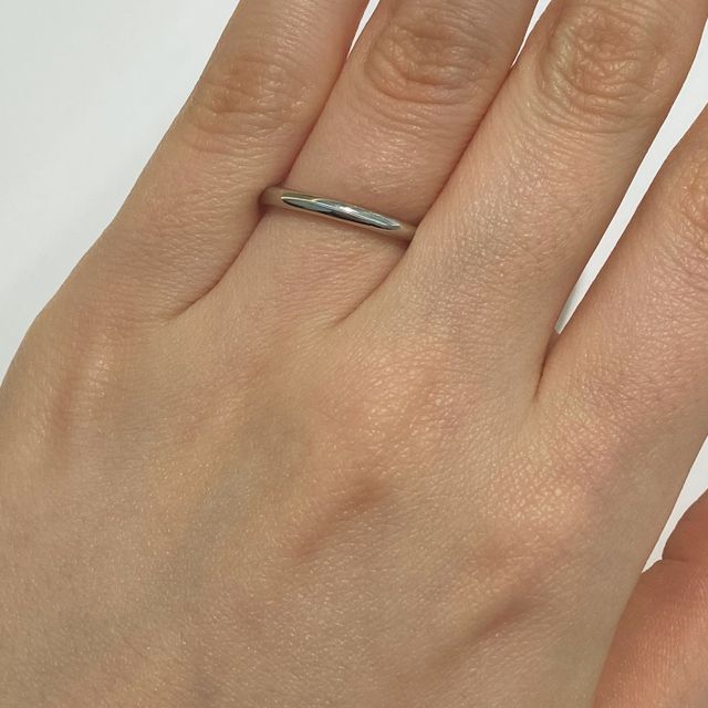 【4℃ BRIDAL(ヨンドシーブライダル)の口コミ】 デザインはシンプルから可愛らしいもの、ゴージャスなものまでそろってい…