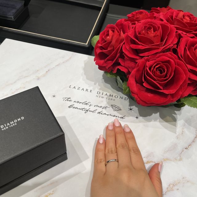 【ラザール ダイヤモンド(LAZARE DIAMOND)の口コミ】 店員さんの丁寧で気持ちの良い接客。
対面、電話、メール、全ての対応が気…