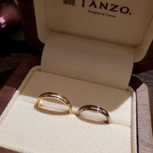 【TANZO.(鍛造指輪)の口コミ】 鍛造製法でデザインを一から夫婦で決めて指輪を作れることが決め手でした…