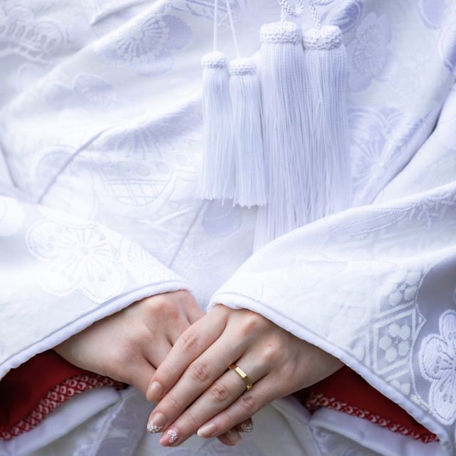 【グッチ(GUCCI)の口コミ】 他の人とかぶらない指輪を探していました。
この指輪は細いタイプと太いタ…