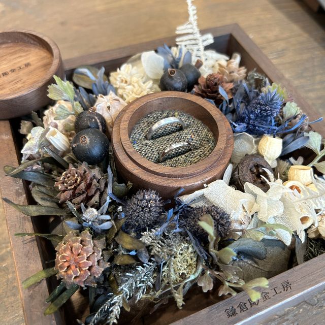 【鎌倉彫金工房の口コミ】 指輪のブランドには特にお互いこだわりはなく、シンプルなデザインが好み…