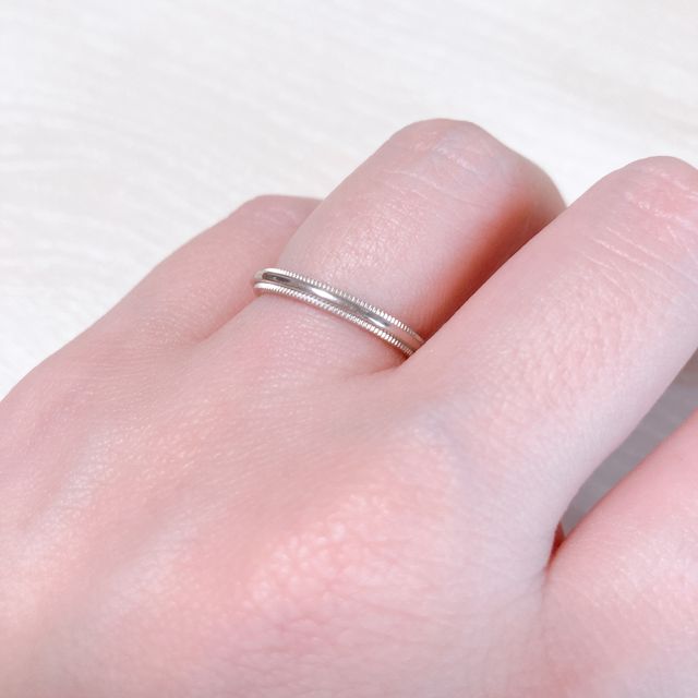 【ティファニー(Tiffany & Co.)の口コミ】 ミルグレインという、細かく縁取りのはいっているデザインが、シンプルで…