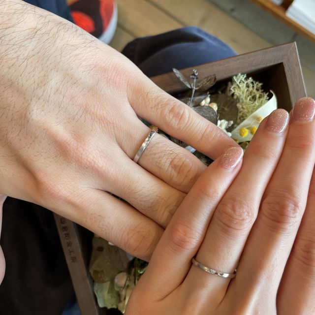 【鎌倉彫金工房の口コミ】 彼がこちらの婚約指輪を手作りしてくれたので結婚指輪も作ることにしまし…