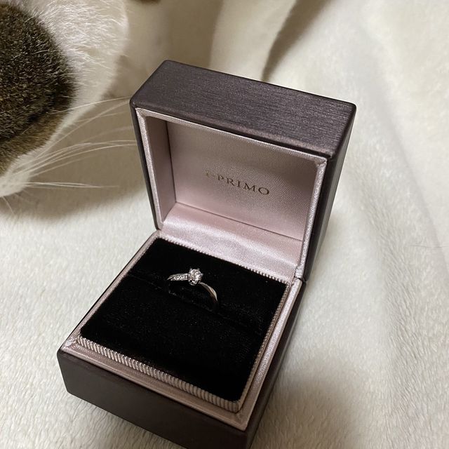 【アイプリモ(I-PRIMO)の口コミ】 デザインが可愛くて、横から見たときの形がすごく気に入ったため。また、…