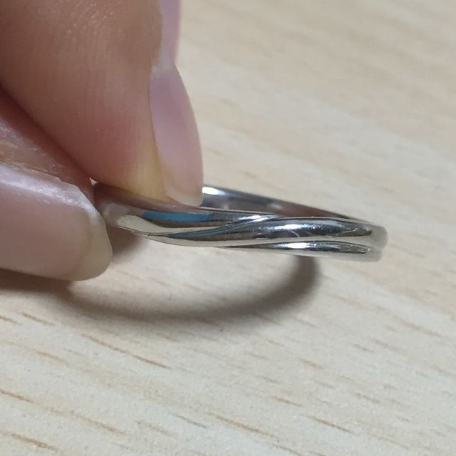 【銀座ダイヤモンドシライシの口コミ】 自分好みの他にはないパッと見て目を引く様なデザインのものが良いと考え…