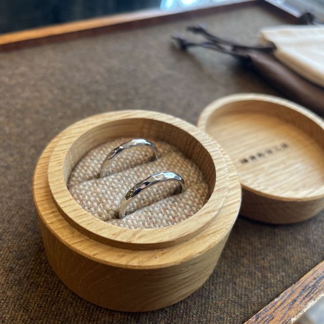 【鎌倉彫金工房の口コミ】 夫婦共にブランドにあまりこだわりがなかったため、思い出にもなる手作り…