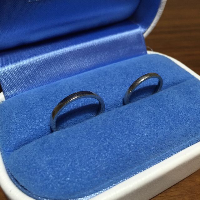 【銀座ダイヤモンドシライシの口コミ】 デザインが入っていないシンプルなものを探していました
金属アレルギーの…