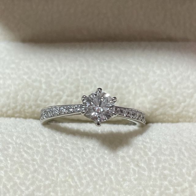 【宝寿堂(ほうじゅどう)の口コミ】 丸一日かけてブライダルリングを探した日の最後の2店舗で、来店したお店で…