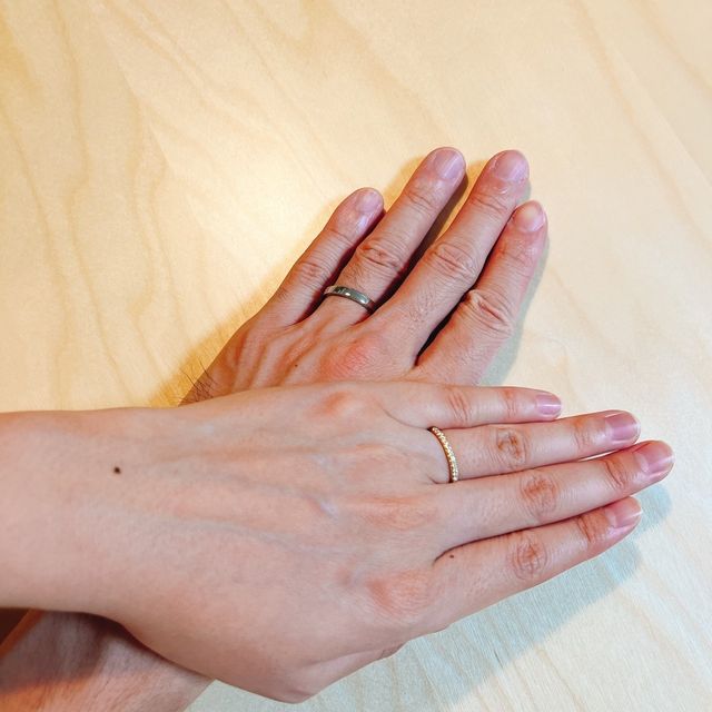 【ティファニー(Tiffany & Co.)の口コミ】 4店舗回りました。
キラキラが好きなのでエタニティーがいいと考えていま…