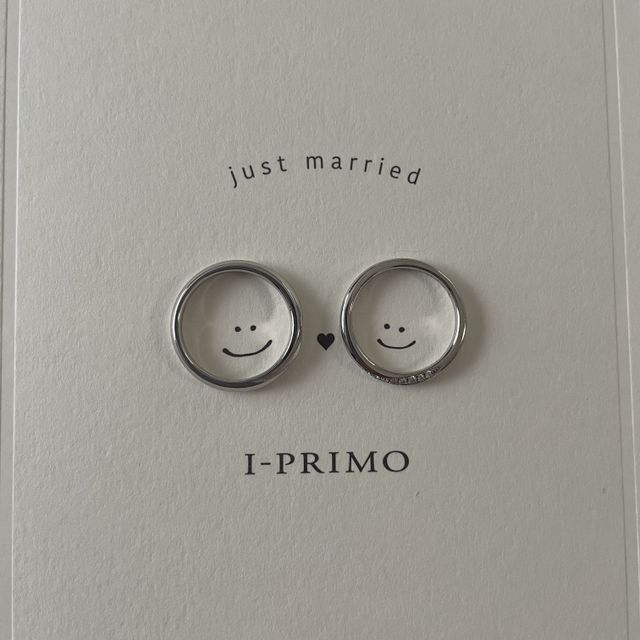 【アイプリモ(I-PRIMO)の口コミ】 婚約指輪がヘラクレスだったので、同じもので揃えました。重ね付けもでき…