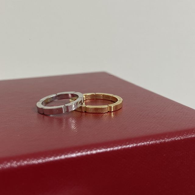 【カルティエ(Cartier)の口コミ】 元々シンプルなリングを探しておりました。
ブランドはこだわりはありませ…