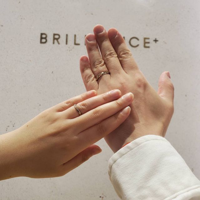 【BRILLIANCE+(ブリリアンスプラス)の口コミ】 シルバー(プラチナ)だとややありきたり、ゴールドだときつめな印象という…