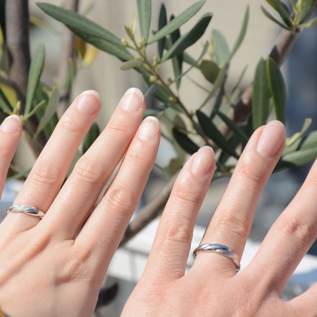 【CRAFY(クラフィ)の口コミ】 価格もそうですが、手作り感のある指輪を求めてて、色々調べてみたら手作…