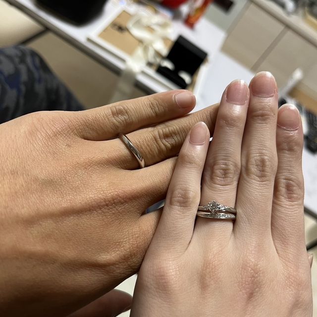 【エクセルコダイヤモンド(EXELCO DIAMOND)の口コミ】 男女セットでお互いの好みが一致したところ
また、予算も範囲内で収まって…