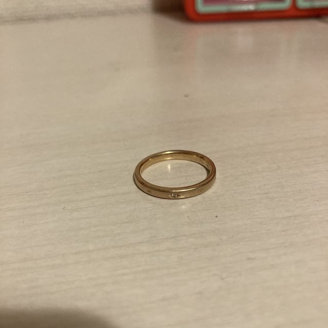 【voulez vous(ヴーレ・ヴー)の口コミ】 他の人とあまりかぶらないブランドを探していた時に見つけました。セミオ…