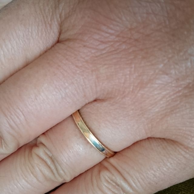 【LUCIE(ルシエ)の口コミ】 石が入っていない、シンプルデザインのものを探していました。普段使いす…