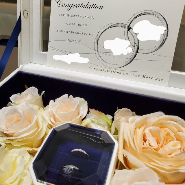 【4℃ BRIDAL(ヨンドシーブライダル)の口コミ】 指輪の決め手は品質と大手ならではの保証でした。購入後も無料でサイズ変…