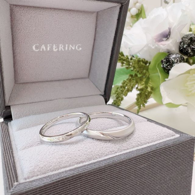 【CAFERING(カフェリング)の口コミ】 たくさんのブランドと指輪を見せていただいたのですが、今回選んだリュミ…