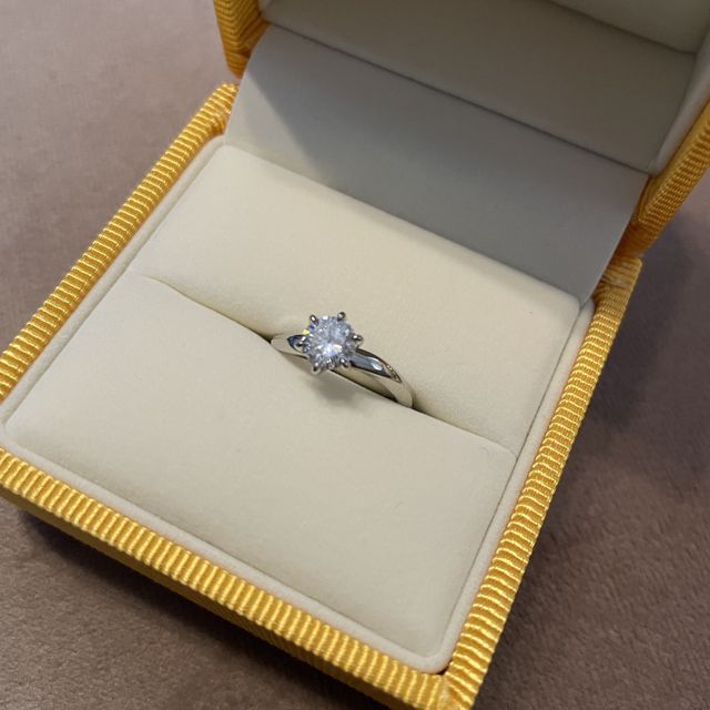 【ケイウノ ブライダル(K.UNO BRIDAL)の口コミ】 父が母にプレゼントした婚約指輪をリメイクできるお店を探していたらケイ…