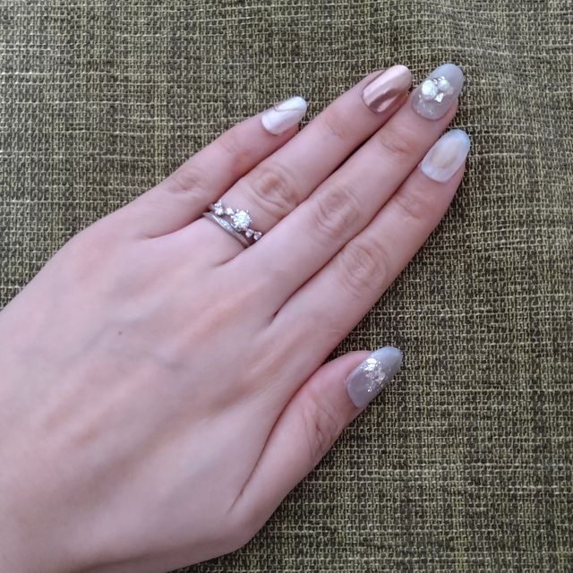 【アンジェリックフォセッテ(Angelique Fossette)の口コミ】 指輪のデザインにはこだわりはなかったが元々癖のあるデザインに惹かれる…