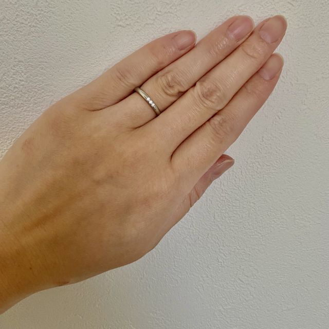 【銀座ダイヤモンドシライシの口コミ】 ずっとつけっぱなしにしたかったので、とにかくつけ心地、シンプルなデザ…