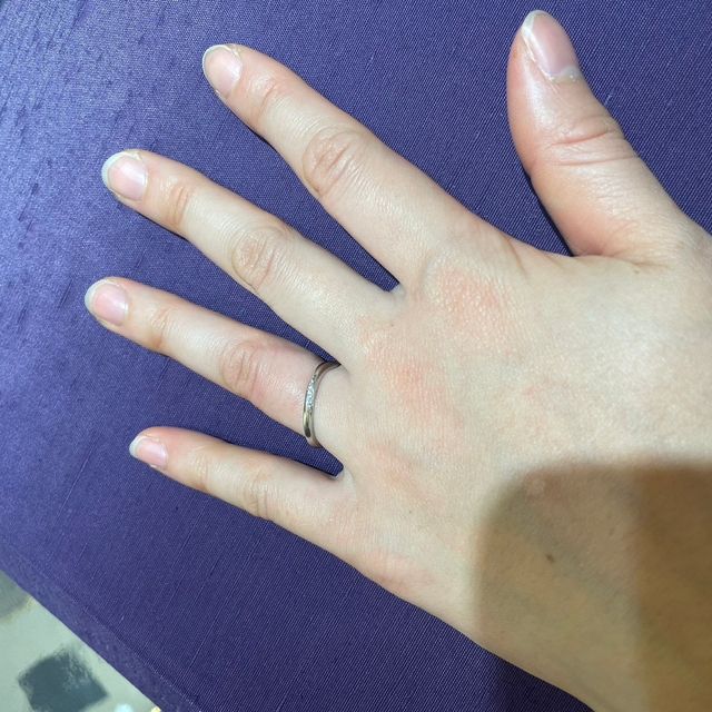 【俄(にわか)の口コミ】 初桜という名前の指輪にしたのですが、入籍日が春だったので意味合いがぴ…