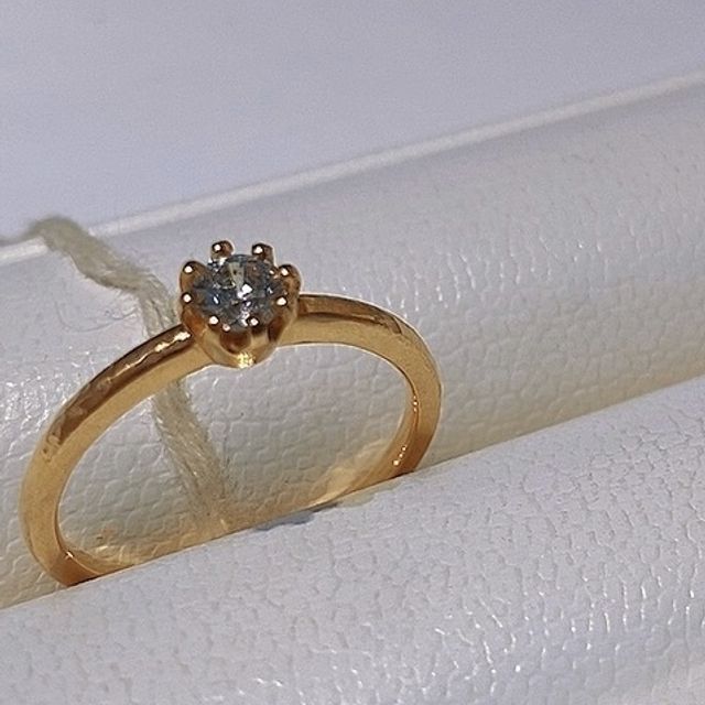 【YUKA HOJO(ユカホウジョウ)の口コミ】 決めてはデザインが1番よかったことと、奥さんになる方がこのブランドが好…