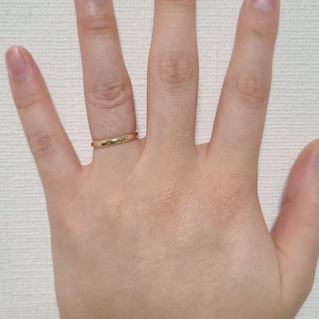 【ケイウノ ブライダル(K.UNO BRIDAL)の口コミ】 お互いにアクセサリーを習慣的に付けるタイプでなかったため、あまり目立…