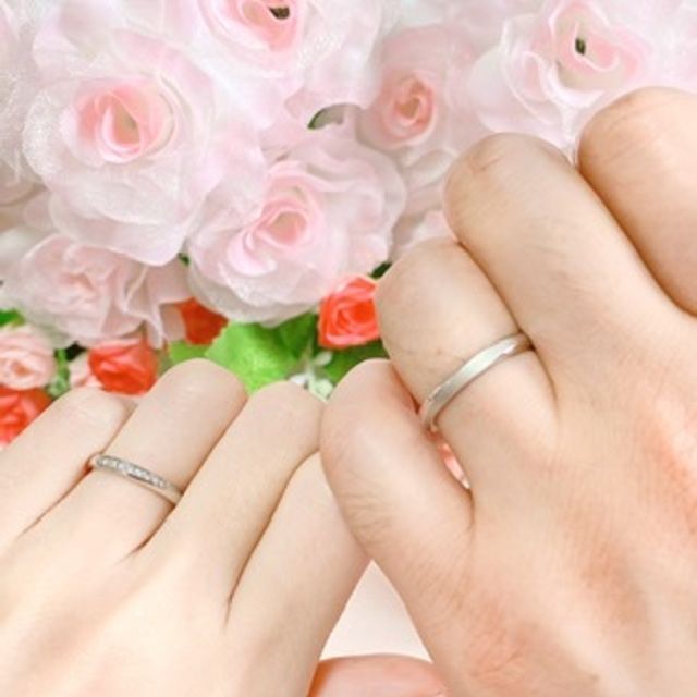 【アイプリモ(I-PRIMO)の口コミ】 キラキラしたダイヤがズラリとならんだデザイン！地味すぎず、派手すぎず…