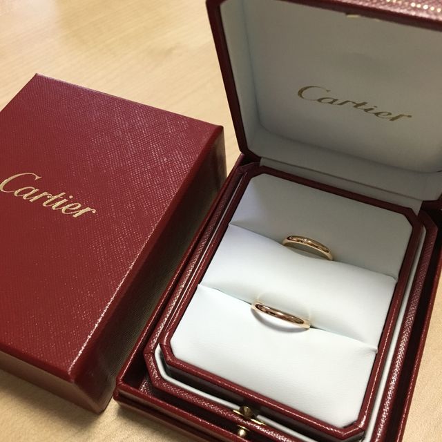 【カルティエ(Cartier)の口コミ】 結婚指輪はティファニーかカルティエと決めてました。
ネットで下調べをし…
