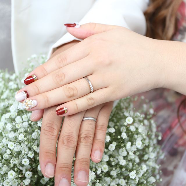 【エクセルコダイヤモンド(EXELCO DIAMOND)の口コミ】 ひとめぼれです！
５?６か所の指輪のお店に周り、たくさんの指輪を見せて…